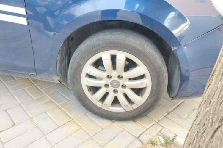 Used JAC Group Refine M2 2010 1.8L MT Comfort Model
