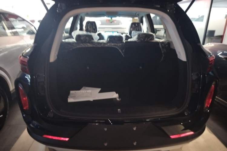 Used Skyworth HT-i 2024 Struggle Edition Trunk