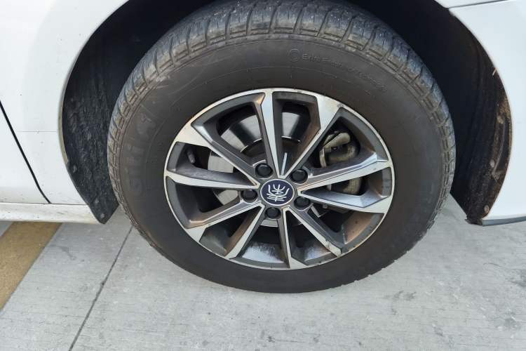 Used BYD Qin Pro New Energy 2019 DM Super Edition 1.5TI Automatic Smart Connect X-Trail Model China VI Standard
