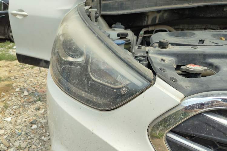 Used Hyundai ix35 2015 2.0L Automatic 2WD Comfort Edition China V Standard Right Front Headlight