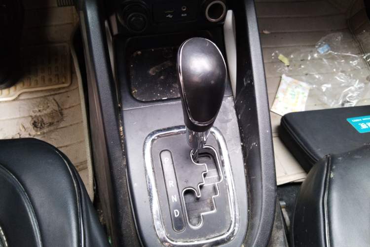 Used Changan CS35 2014 1.6L Automatic Luxury Model China IV Standard