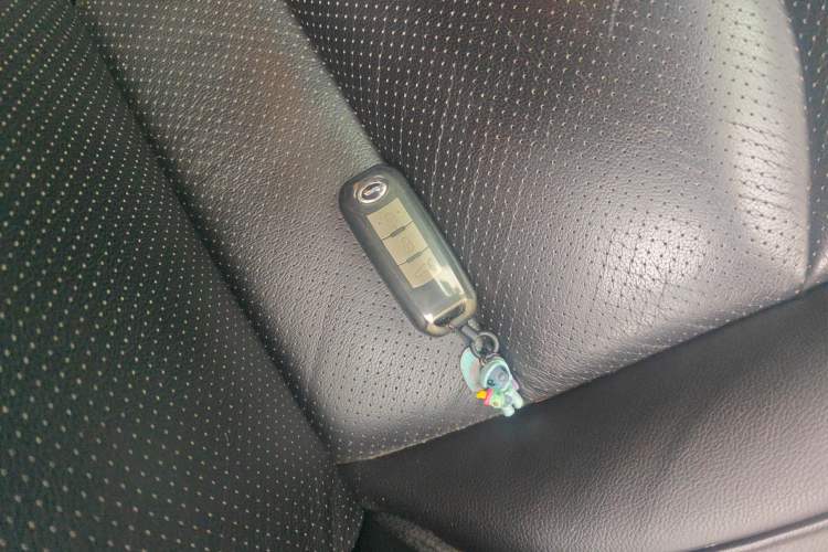 Used GAC Trumpchi GA6 2015 1.8T DCT Luxury Navigation Model
