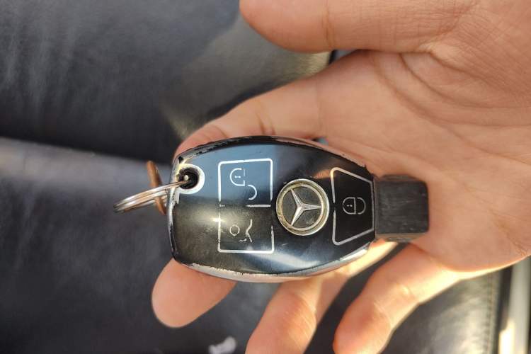 Used Mercedes-Benz C-Class 2011 C 200 CGI Fashion Model Vehicle Key