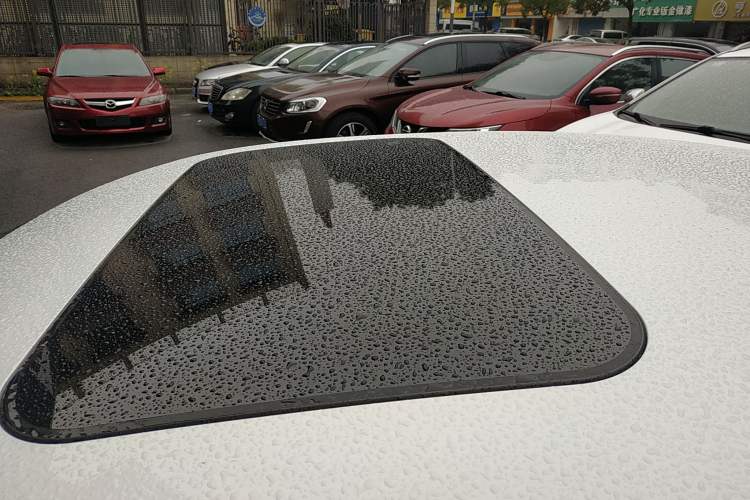 Used Volkswagen Sagitar 2018 1.6L Automatic Comfort Model Roof