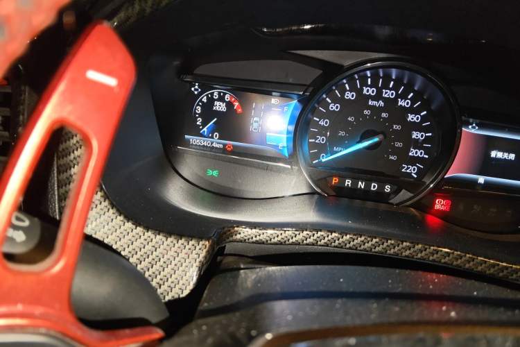 Used Ford Explorer 2017 2.3T Elite Edition Odometer Close Up