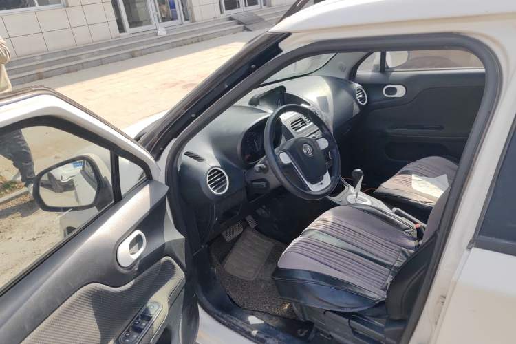 Used MG 3 2013 1.5L AMT Elite Edition
