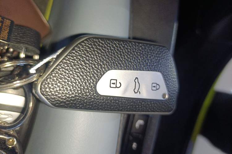 Used Volkswagen ID.4 X 2021 Pro Smart Long-Range Edition
