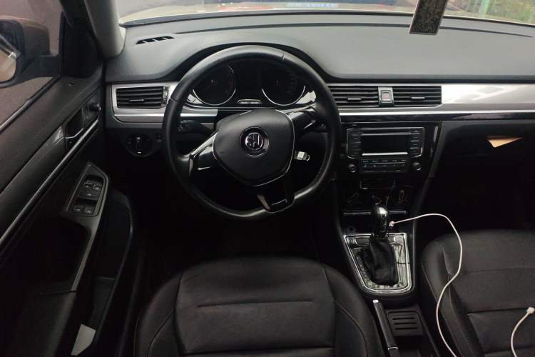 Used Volkswagen Bora 2017 1.6L Automatic Comfort Model Steering Wheel
