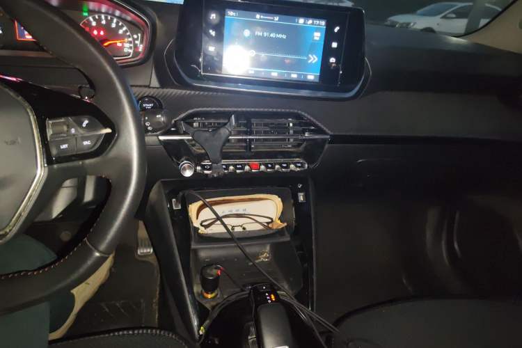 Used Peugeot 2008 2022 230THP THE ONE Audio And AC Panel