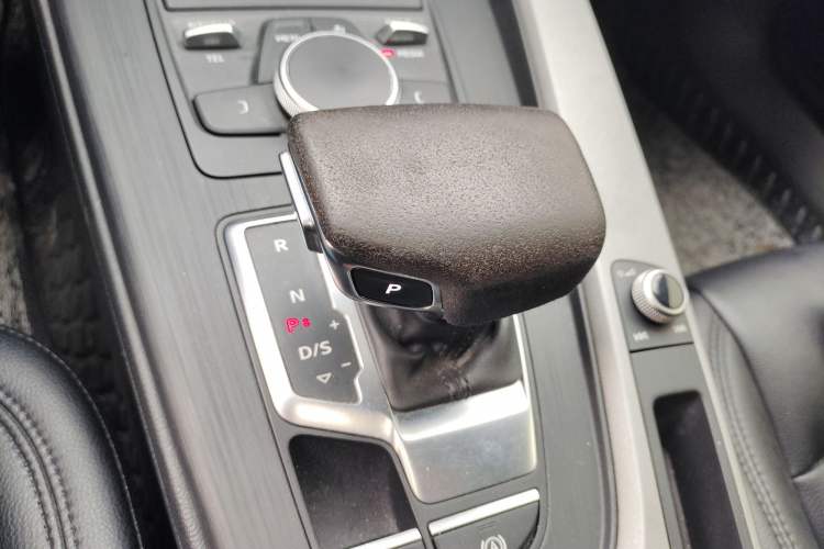 Used Audi A4L 2019 40 TFSI Ambition China VI