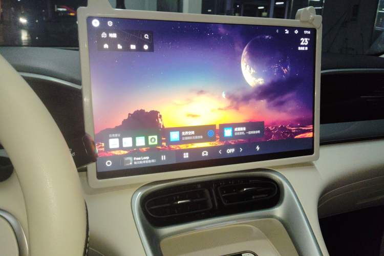 Used Geely Galaxy Geome 2025 UP 410km Exploration Edition
