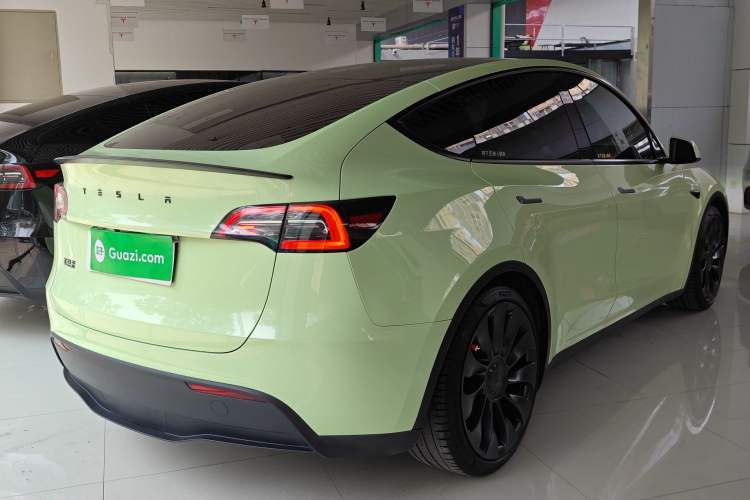 Used Tesla Model Y 2022 Performance High-Performance All-Wheel-Drive Version Rear Right 45 Deg