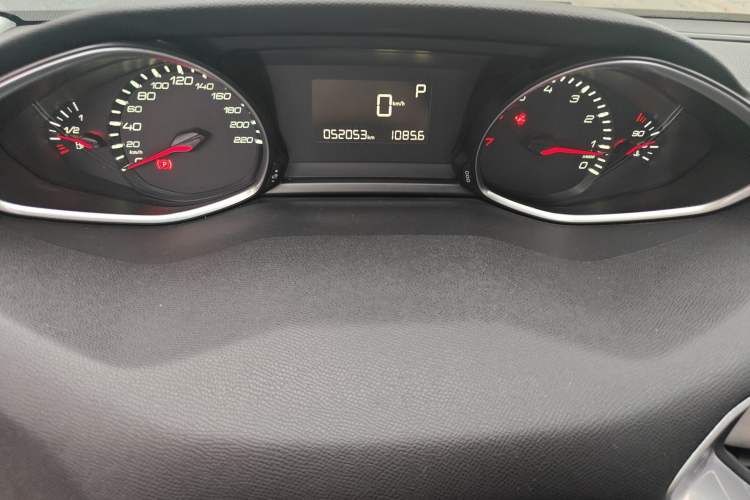 Used Peugeot 308S 2015 1.2T Automatic Jingchi Edition Instrument Cluster