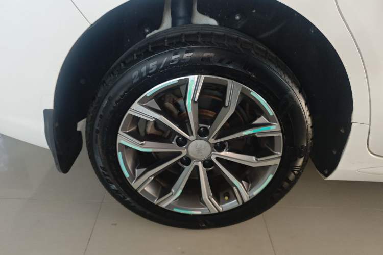 Used BYD Song MAX 2019 1.5T Automatic Smart Connect Ruiyi Sunroof Model 7 Seats China VI Standard