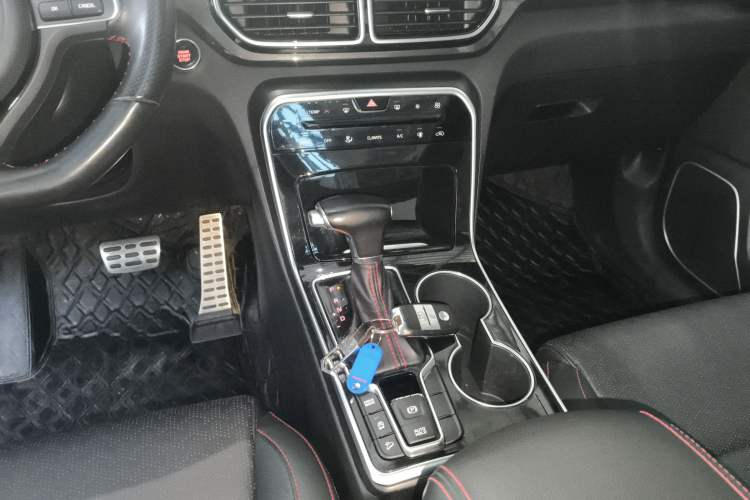 Used Kia KX5 2019 1.6T Automatic Two-Wheel Drive Luxury Edition