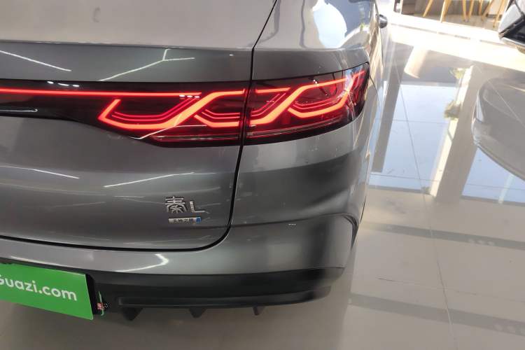 Used BYD Qin L 2025 DM-i Smart Drive 120KM Leading Model