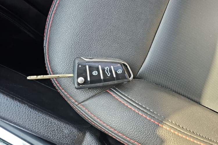 Used JAC Refine S3 2016 1.5L CVT Luxury Smart Version
