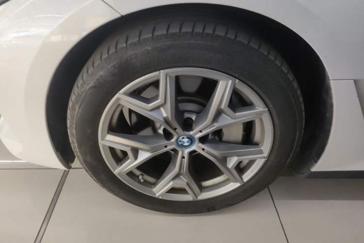 Used BMW i3 2024 eDrive 35 L