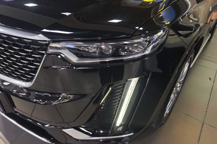 Used Cadillac XT6 2022 2.0T 7-Seater Two-Wheel Drive Luxury Version