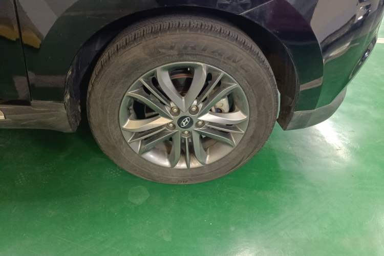 Used Hyundai ix35 2013 2.0L Automatic Two-Wheel Drive Smart GLS China IV Standard