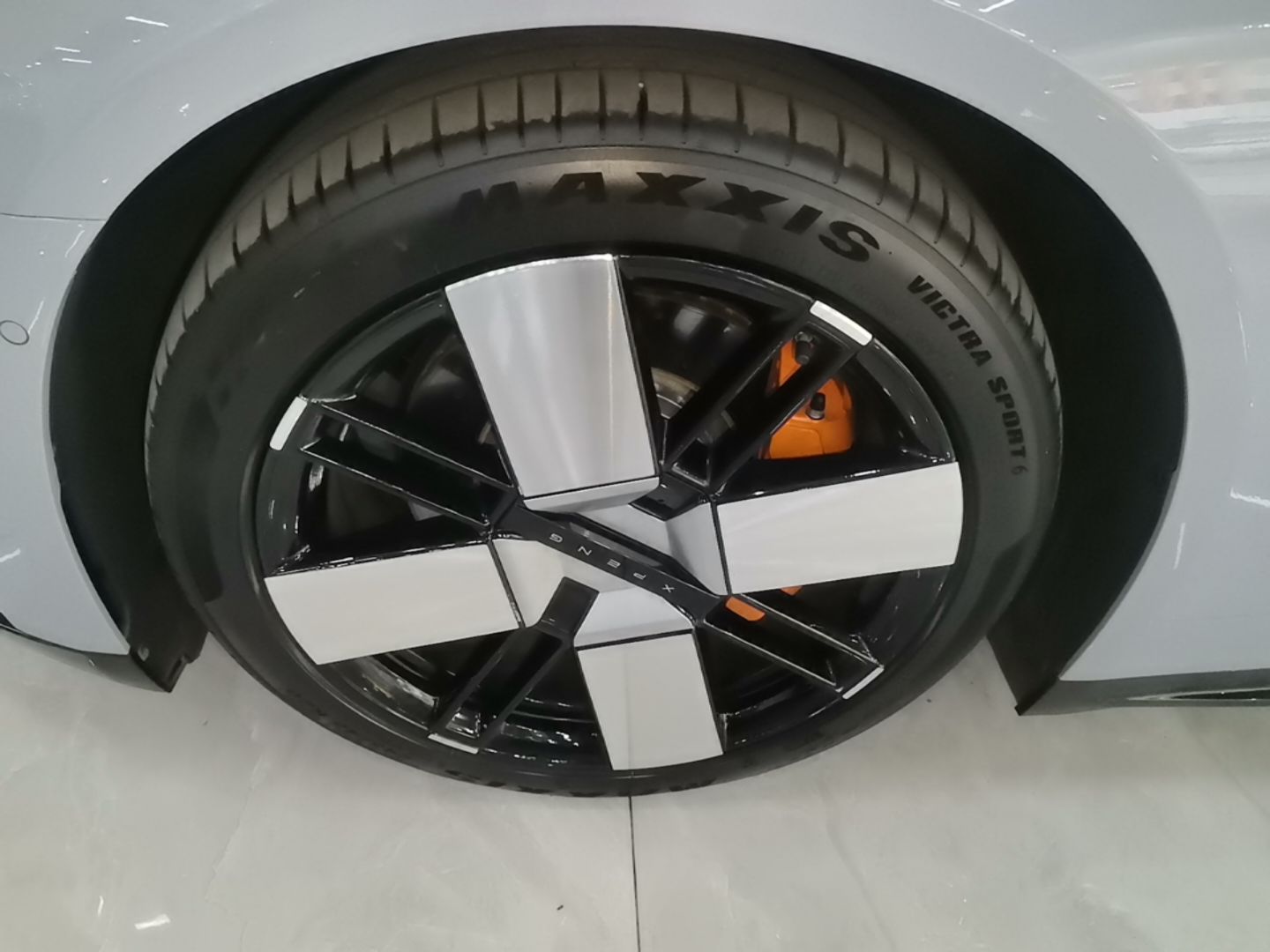 XPeng P7 2025 Model—750 All-Wheel-Drive High-Performance Ultra — снимка 10