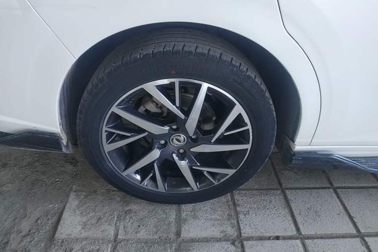 Used Dongfeng Aeolus Yixuan 2020 230T Automatic Cool Edition
