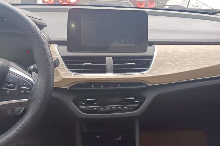 Used Baojun 360 2018 1.5L Automatic Luxury Version China V