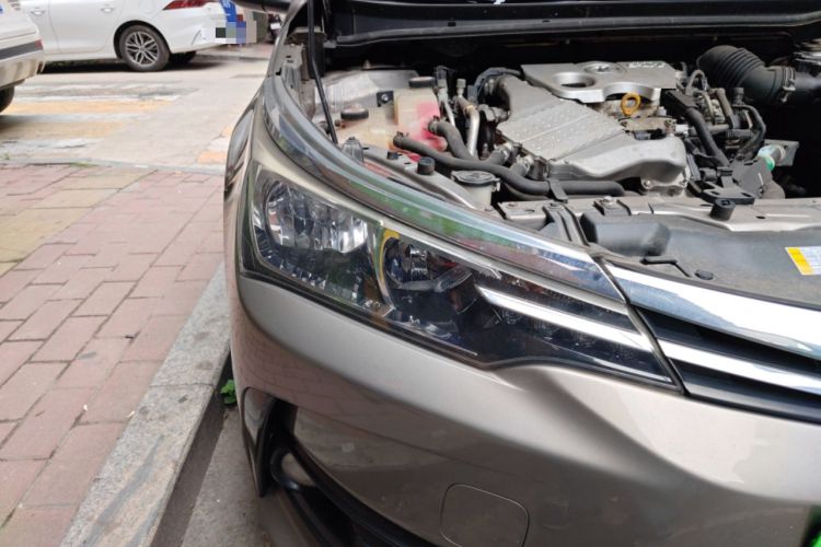 Used Toyota Corolla 2017 Revised Version 1.2T S-CVT GL-i Right Front Headlight