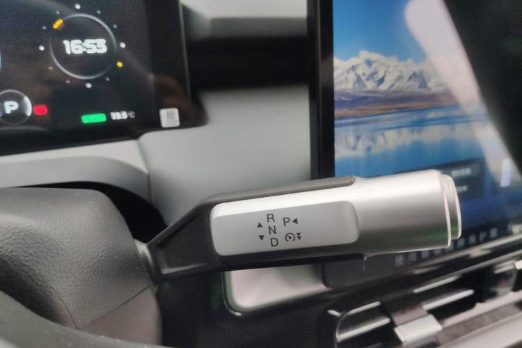 Used AION Y 2023 Plus 510 Smart Edition
