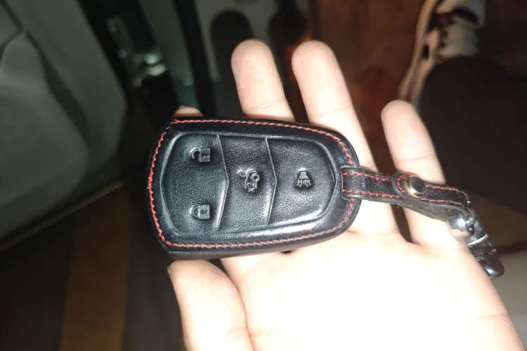 Used Cadillac XTS 2016 28T Tech Edition Vehicle Key