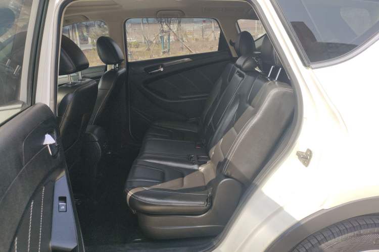 Used Dongfeng Fengon 580 2016 1.8L Manual Comfort Model
