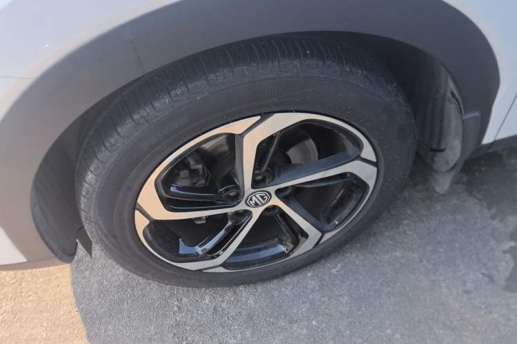 Used MG Pilot 2021 300TGI Automatic Two-Wheel Drive Fuel-Efficient Luxury Edition