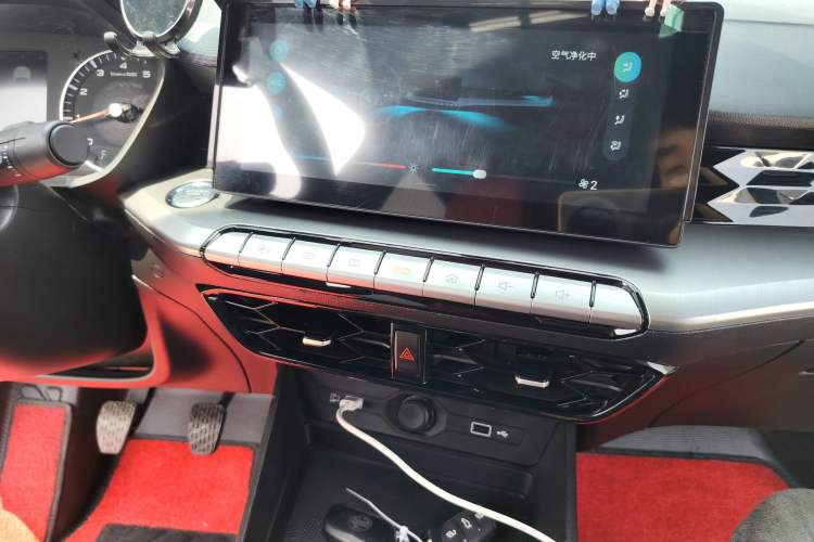 Used MG 5 2021 180 DVVT Manual Youth Luxury Edition
