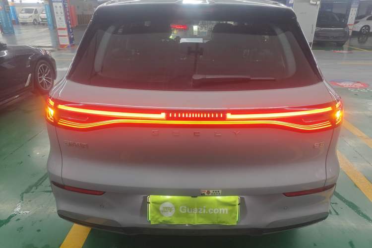 Used Geely Galaxy E5 2024 530km Long-Range Version Rear