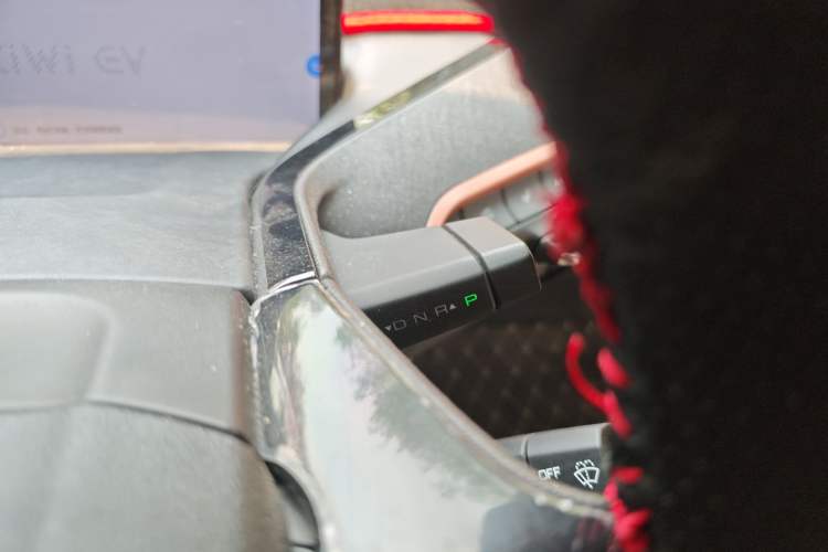 Used Baojun KiWi EV 2021 Artist Model Ternary Lithium Gear Lever