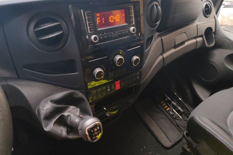 Used Iveco Eurocargo 2021 2.0T Manual Super Rui Long Wheelbase Short Overhang High Roof Side-Sliding Door F1A