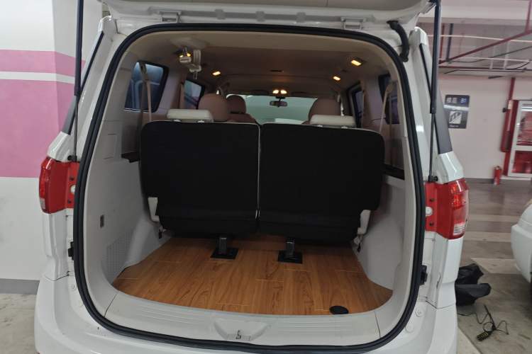 Used SAIC MAXUS G10 2018 PLUS 2.4L Manual Elite Edition