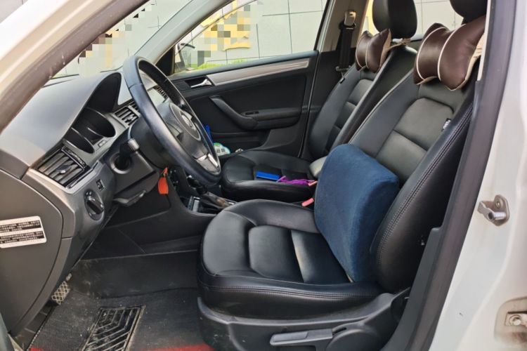 Used Volkswagen Bora 2014 1.6L Automatic Fashion Model