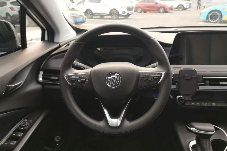 Used Buick Velite 6 2024 450km Range Commuter Version