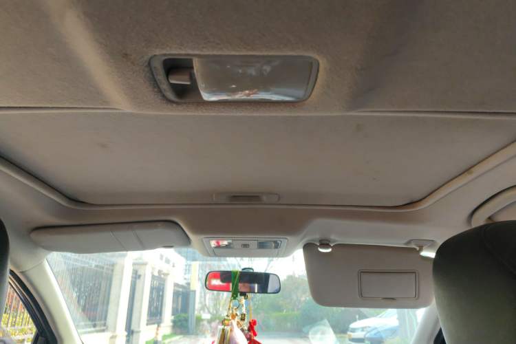 Used Nissan Tiida 2011 1.6L CVT Smart Version
