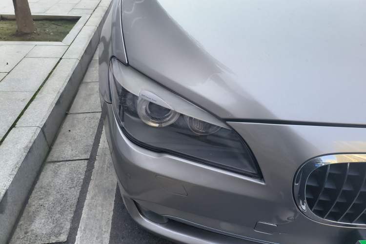 Used BMW 7 Series 2010 760Li Right Front Headlight