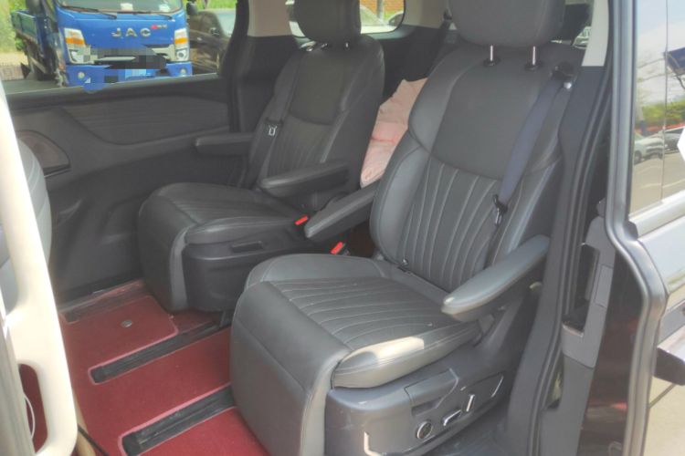 Used JAC Refine RF8 PHEV 2024 Zhiling Edition 1.5T 150KM Flagship Model – Lithium Iron Phosphate Left Rear Seat