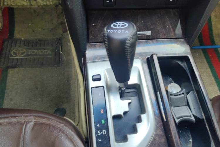 Used Toyota Camry 2015 2.0G Premier Edition