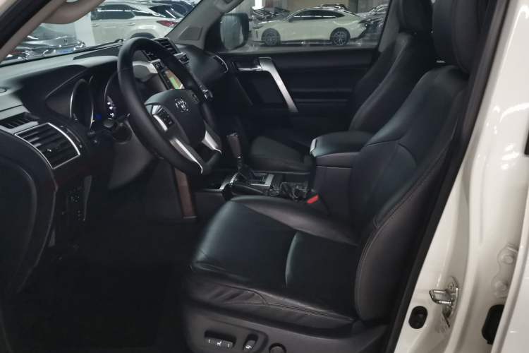 Used Toyota Prado 2016 3.5L Automatic TX-L NAVI