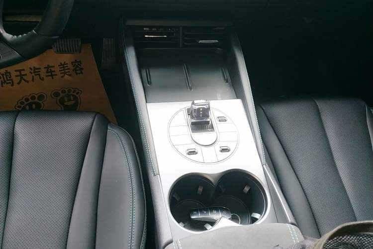 Used BYD Seal 06 New Energy 2024 DM-i 80KM Prestige Model Gear Lever