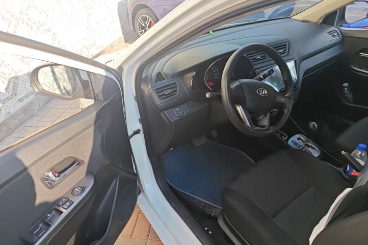 Used Kia K2 2012 Sedan 1.4L Automatic GLS Commemorative Edition