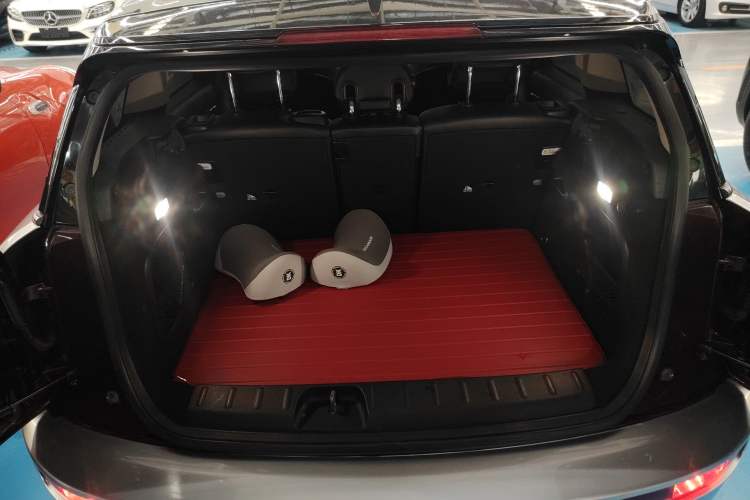 Used MINI Clubman 2016 Revised Version 1.5T COOPER Connoisseur Edition