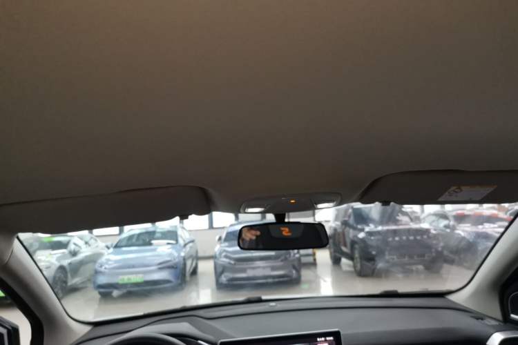 Used Geely Auto Coolray 2023 1.5T DCT Platinum Edition