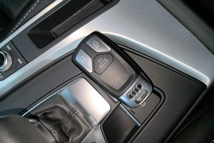 Used Audi A4L 2022 40 TFSI Fashion Dynamic Model