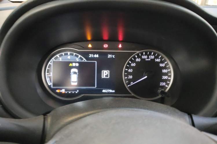 Used Nissan Kicks 2017 1.5L CVT Smart Drive Edition Instrument Cluster